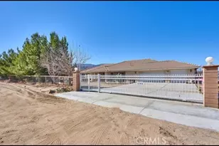 9562 Cambria Ct, Phelan, CA 92371 - Photo 3