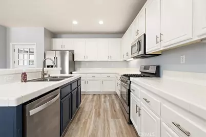 11930 Clayton Lane, Victorville, CA 92392 - Photo 13