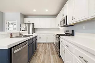 11930 Clayton Ln, Victorville, CA 92392 - Photo 13