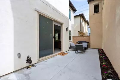 16008 Jamie Lane #10, Fontana, CA 92336 - Photo 33