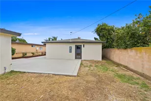 425 E Pacific St, Carson, CA 90745 - Photo 19