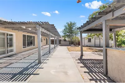 18641 Niles, Hesperia, CA 92345 - Photo 49
