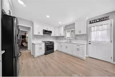 7726 Del Rosa, San Bernardino, CA 92410 - Photo 9
