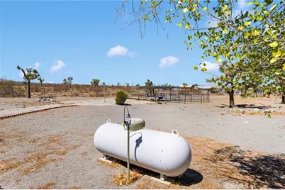 11574 Silver Rock, Pinon Hills, CA 92372 - Photo 33