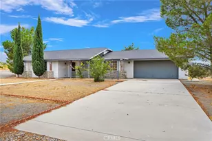 11574 Silver Rock, Pinon Hills, CA 92372 - Photo 3