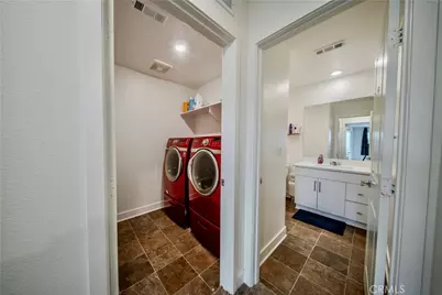 364 Castaic Way, Rialto, CA 92377 - Photo 15