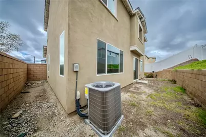 364 Castaic Way, Rialto, CA 92377 - Photo 29