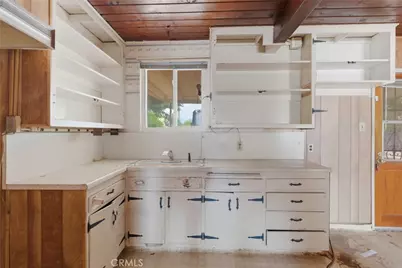 361 Golden, Bakersfield, CA 93306 - Photo 17