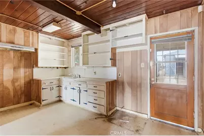 361 Golden, Bakersfield, CA 93306 - Photo 13