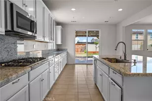 29832 Urtica Ct, Menifee, CA 92584 - Photo 11