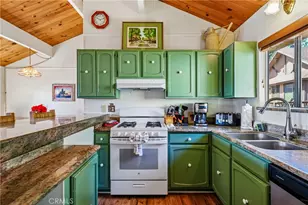 701 Cove, Big Bear Lake, CA 92315 - Photo 9