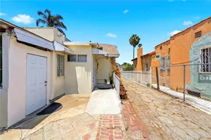 1308 W 90th, Los Angeles, CA 90044 - Photo 39