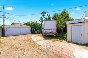 1308 W 90th, Los Angeles, CA 90044 - Photo 29