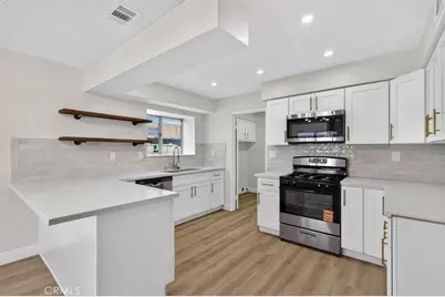 13625 Black Elm Court, Moreno Valley, CA 92553 - Photo 9