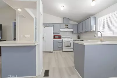 140 W Pioneer #72, Redlands, CA 92374 - Photo 9