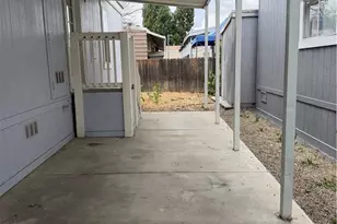 12700 Elliott Ave, El Monte, CA 91732 - Photo 27