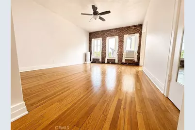 2121 James M Wood Boulevard #411, Los Angeles, CA 90006 - Photo 3