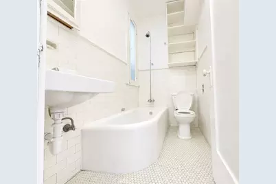 2121 James M Wood Boulevard #411, Los Angeles, CA 90006 - Photo 15