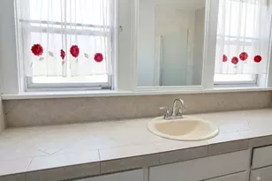 1354 W 84th St, County - Los Angeles, CA 90044 - Photo 7