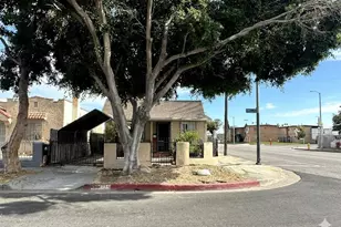 1354 W 84th St, Los Angeles, CA 90044 - Photo 1