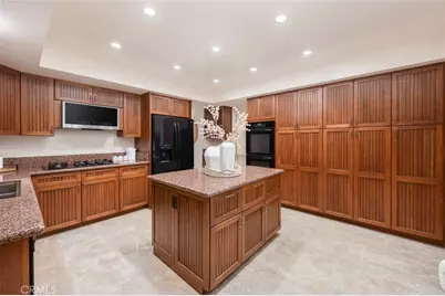 2560 Canterbury, San Marino, CA 91108 - Photo 15