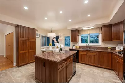 2560 Canterbury, San Marino, CA 91108 - Photo 13