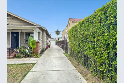 1031 W 61st Street, Los Angeles, CA 90044 - Photo 5