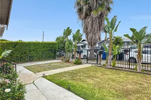 1031 W 61st St, Los Angeles, CA 90044 - Photo 5