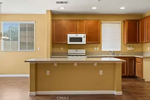 18160 Grove Pl, Fontana, CA 92336 - Photo 9