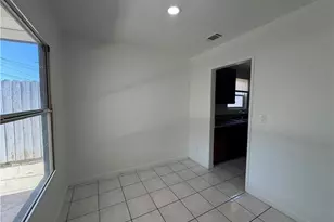 7931 Newcastle Ave, Reseda, CA 91335 - Photo 9
