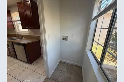 7931 Newcastle Avenue, Reseda, CA 91335 - Photo 17