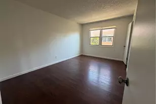 7931 Newcastle Ave, Reseda, CA 91335 - Photo 31