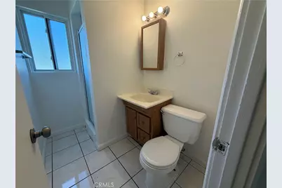 7931 Newcastle Avenue, Reseda, CA 91335 - Photo 25