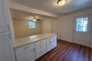 11810 S Figueroa, Los Angeles, CA 90061 - Photo 9