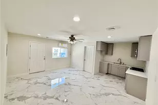11810 S Figueroa, Los Angeles, CA 90061 - Photo 27