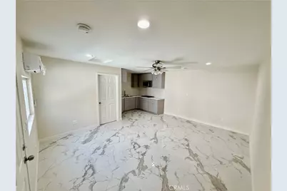 11810 S Figueroa, Los Angeles, CA 90061 - Photo 25