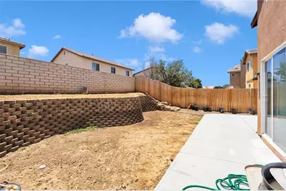 13731 Sunshine Terrace St, Victorville, CA 92393 - Photo 19