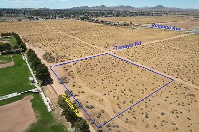 35 Tenaya Road, Apple Valley, CA 92307 - Photo 13