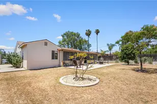 9133 Camulos Ave, Montclair, CA 91763 - Photo 25