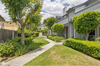 343 W Central #J, Monrovia, CA 91016 - Photo 5