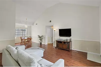 343 W Central #J, Monrovia, CA 91016 - Photo 3