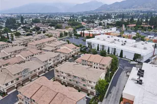 853 E Hollyvale, Azusa, CA 91702 - Photo 45