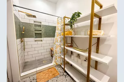 101 W Mission, Pomona, CA 91766 - Photo 23