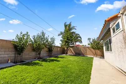 3906 N Flame Tree, Rialto, CA 92377 - Photo 43