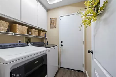 3906 N Flame Tree, Rialto, CA 92377 - Photo 31