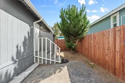 22800 Byron, Crestline, CA 92325 - Photo 19