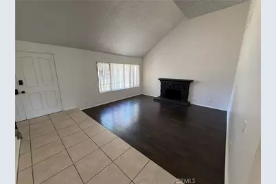 12829 McLennan Avenue, Granada Hills, CA 91344 - Photo 9