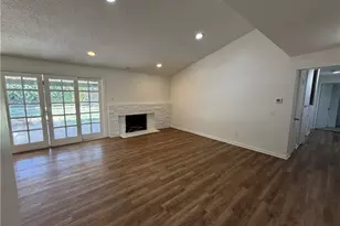 20527 Londelius St, Winnetka, CA 91306 - Photo 9