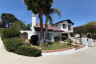 27589 Elder View Dr, Valencia, CA 91354 - Photo 3