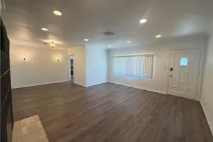 6250 Babcock Ave, North Hollywood, CA 91606 - Photo 31